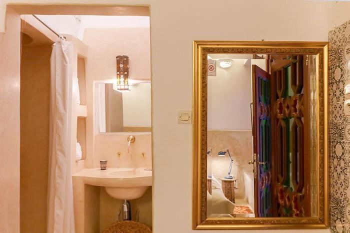 Boutique Hotel Riad Almoulouk Marakeş Oda fotoğraf